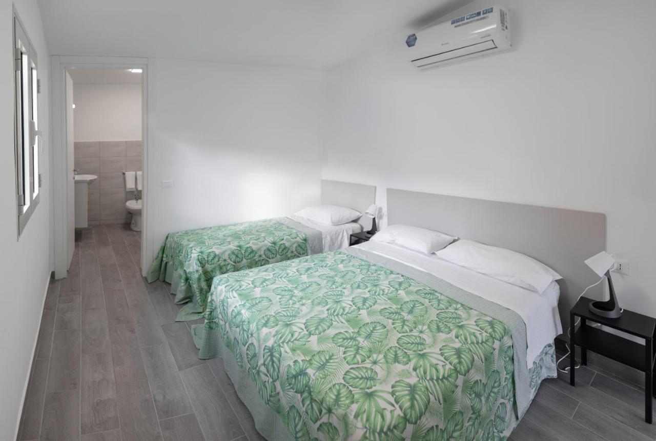 Villaggio Camping Poseidon - Bungalows & Rooms With Sea View In Nature Santa Caterina Dello Ionio Marina Exterior foto
