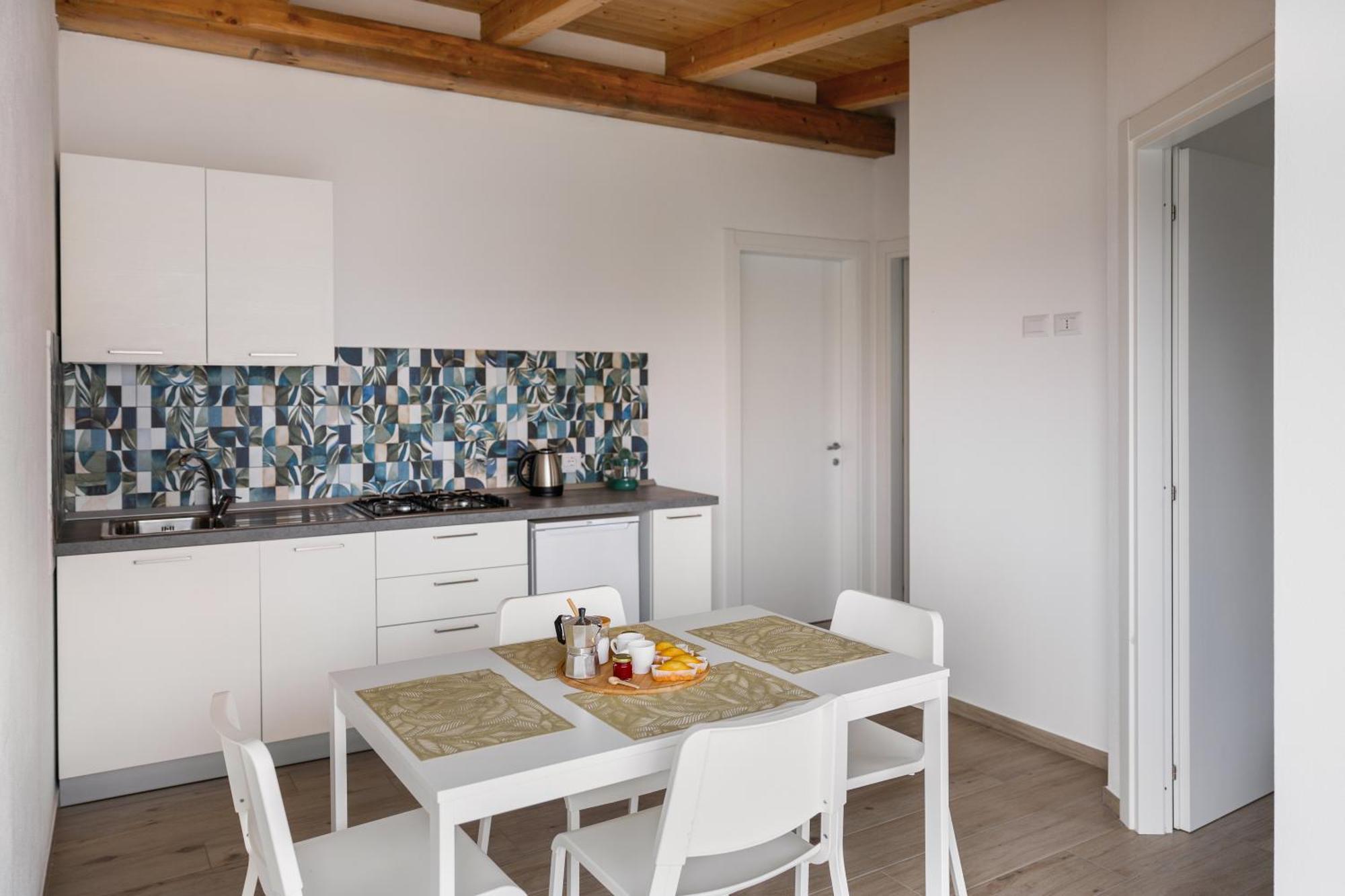 Villaggio Camping Poseidon - Bungalows & Rooms With Sea View In Nature Santa Caterina Dello Ionio Marina Exterior foto